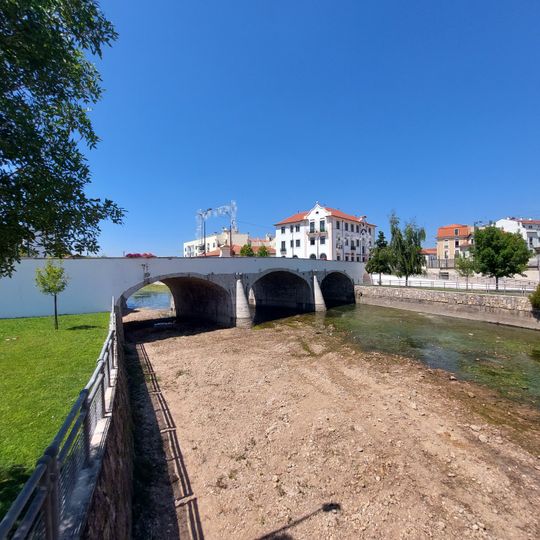 Ponte sobre o Rio Arunca