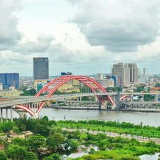 Hoang Van Thu Bridge