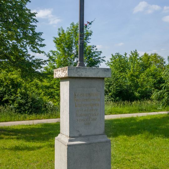 Křížek na bývalém hřbitově v Brně-Maloměřicích