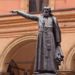 Ugo Bassi statue, Bologna