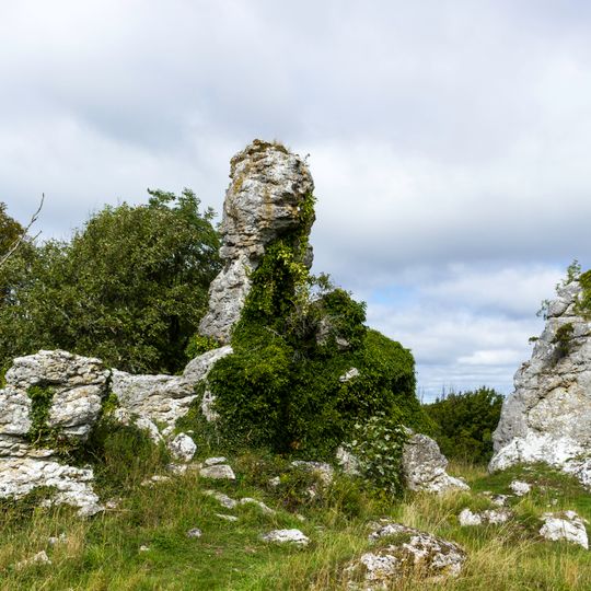 2003566 Grausne norra raukområde