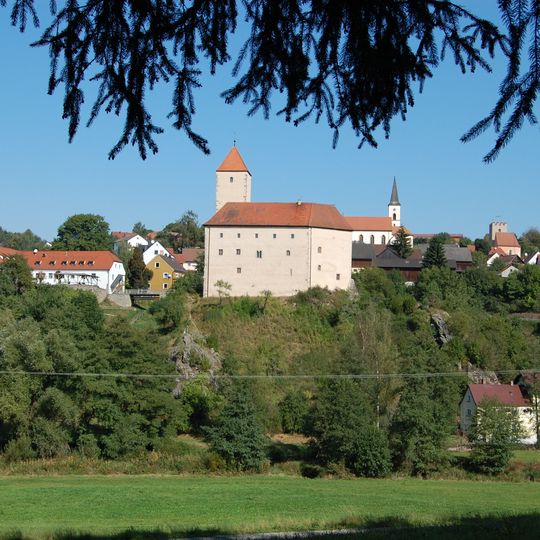 Burg Trausnitz im Tal