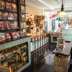 The Mouse Mansion - Shop & Studio