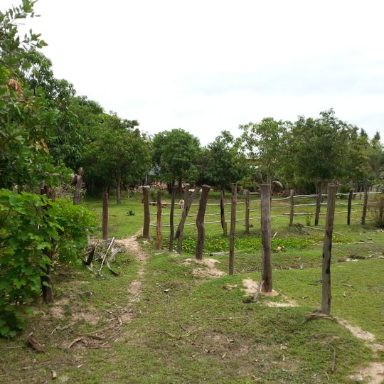 Distretto di Tuek Phos