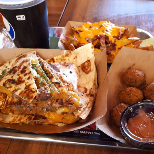 Marvelous Burger & Hot Dog