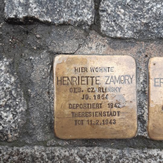 Stolperstein en memoria de Henriette Zamory