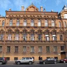 Здание подворья