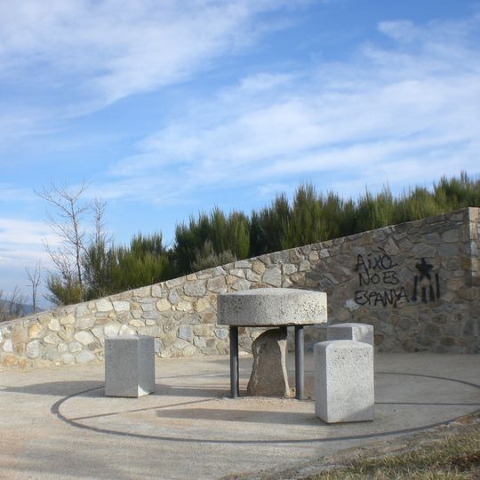 Taula dels Tres Bisbes