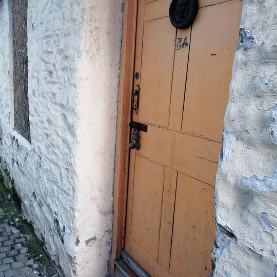 Courtyard to Rear of No.5a Marine Terrace
