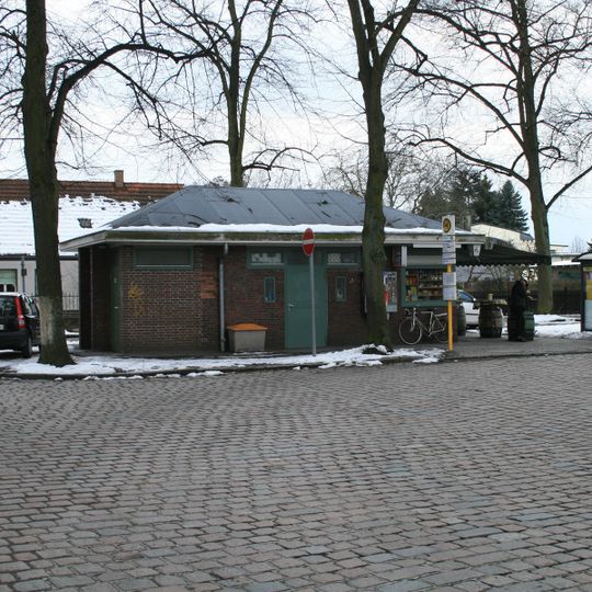Straßenbahnwartehalle Alt-Heiligensee