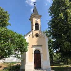 Kaple na návsi v obci Horní Řepčice