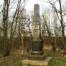 Pomník padlým ve válce 1866 v parku u hřbitova v Českém Krumlově