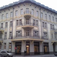 Nájomný dom, Tulipán