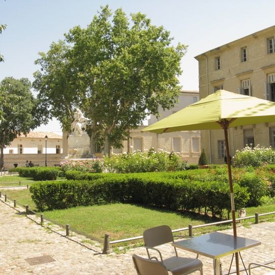 Place de la Canourgue