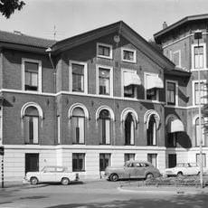 Chaletachtige grote villa