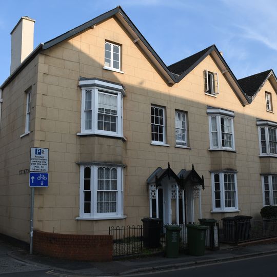 13-17, Church Street
