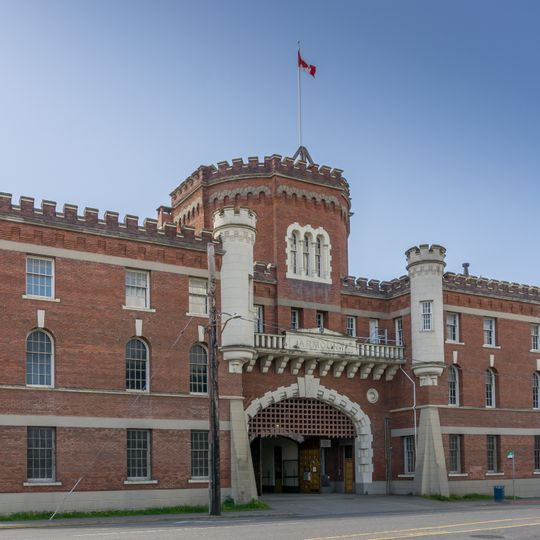 Manège militaire de la rue Bay