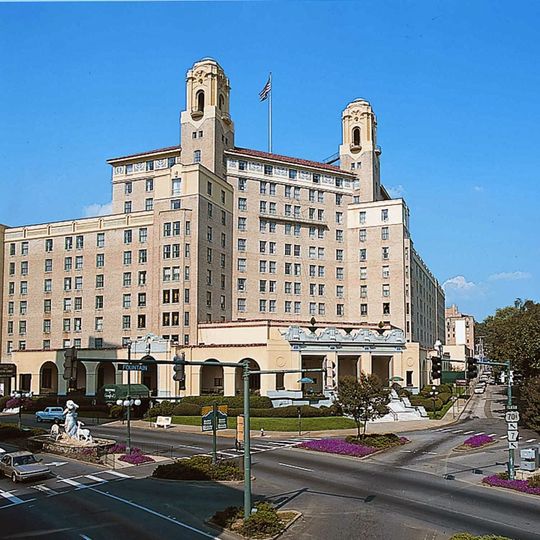 Arlington Resort Hotel & Spa