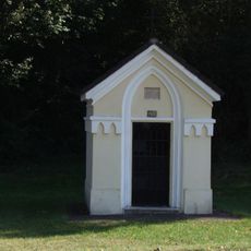 Schutzengelkapelle und Figur