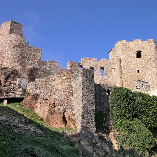 Sachgesamtheit Burgruine und Neues Schloss Frauenstein, bestehend aus den Einzeldenkmalen: Schloss , Burgruine mit Ringmauer - Obj. 09206525), Torhaus mit