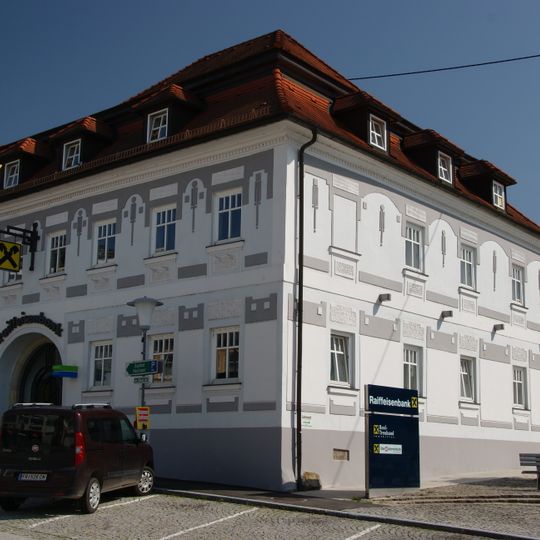 Bürgerhaus, Bankgebäude