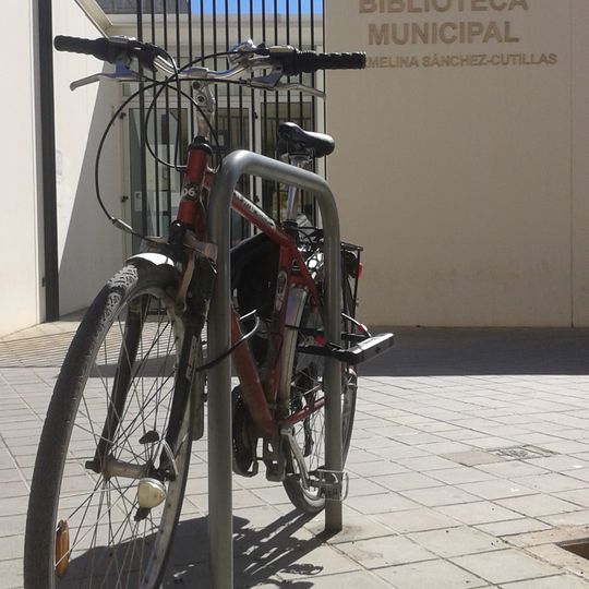 Biblioteca Pública Municipal de Valencia - Carmelina Sánchez-Cutillas