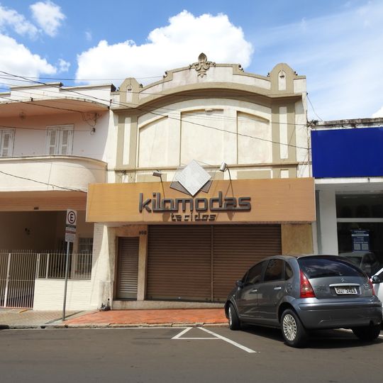 Imóvel à Rua Nove de Julho, nº 908