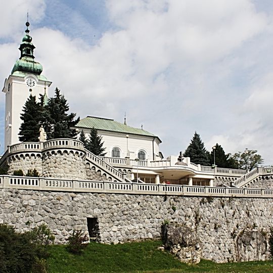 Pamiatky na A. Hlinku, terasa s múrom oporným II.