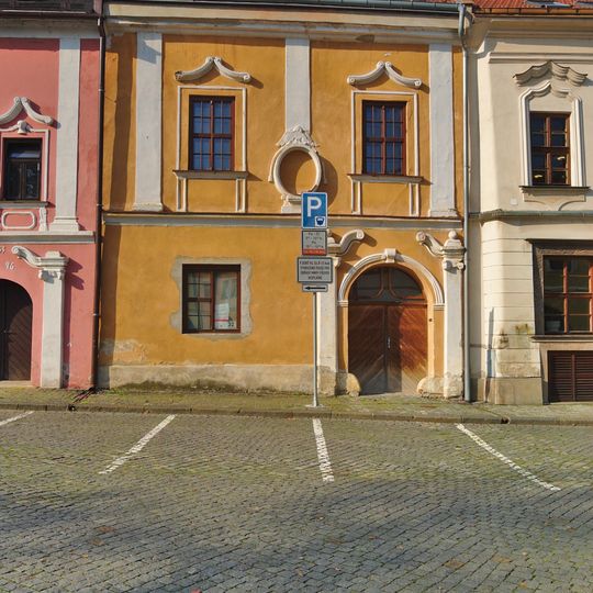 Horní náměstí 32