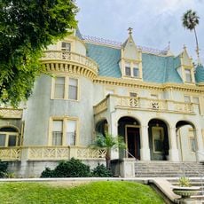 Kimberly Crest