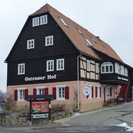 Wohnstallhaus eines Bauernhofes Dorfstraße 1