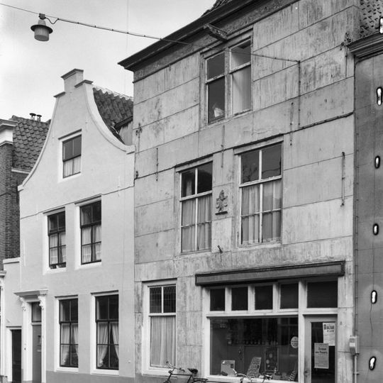 Kromme Weele 8, Middelburg