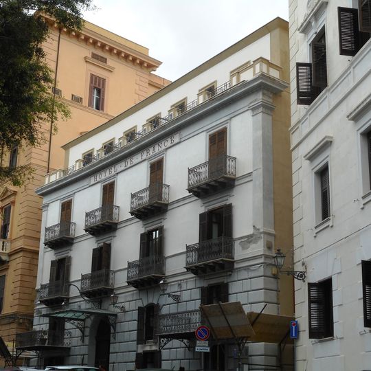 Hotel de France