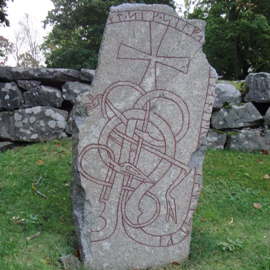 Uppland Runic Inscription 962