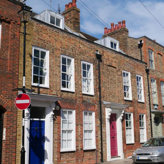 13 And 15, Albury Street Se8