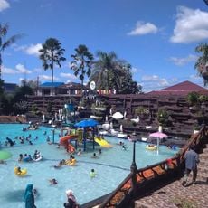Serantung Water Park
