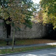 Stadtmauer und Stadtgrabenmauer