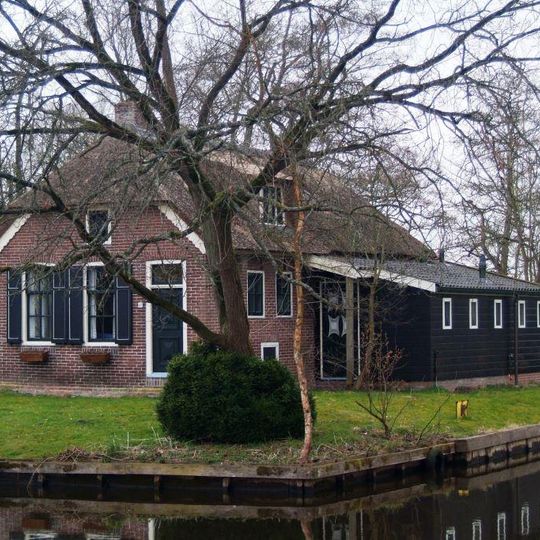 Dwarsgracht 43,  8355CW  Giethoorn