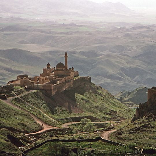 Ishak Pasha Palace