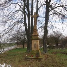 Kříž v Drahanovicích u polní cesty