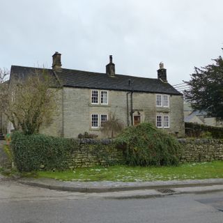 Mere Farmhouse and outbuilding