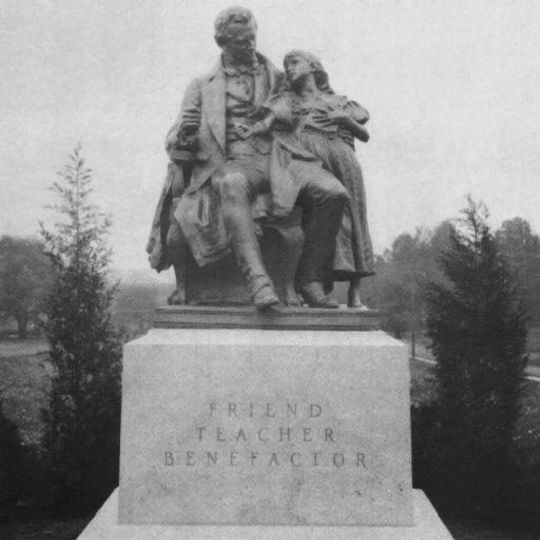 Gallaudet Thomas Hopkins and Alice Cogswell Statue