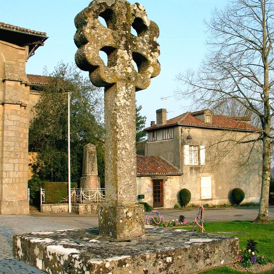 Croix de Beaune-les-Mines