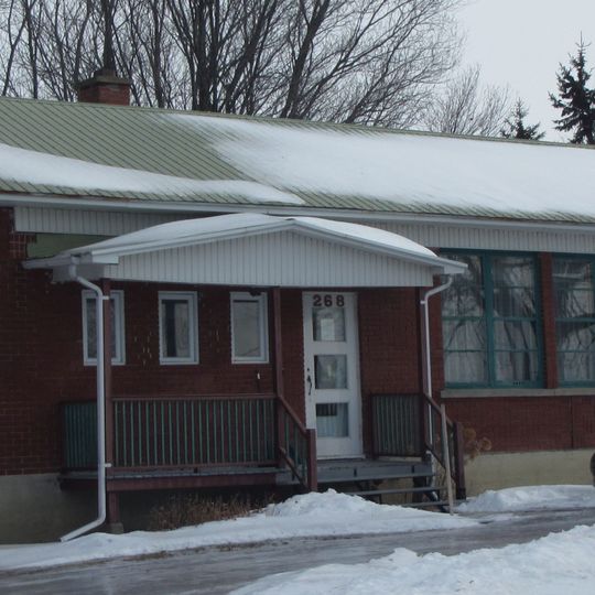 Troisième école de Côte-Plaisance