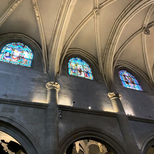 Série de trois verrières figurées de la vie de Saint-Germain-l'Auxerrois