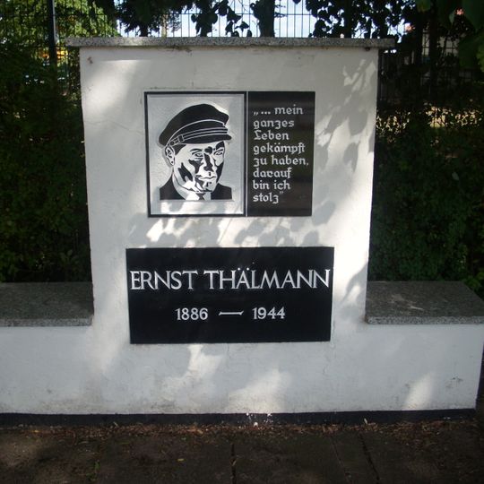 Ernst-Thälmann-Denkmal