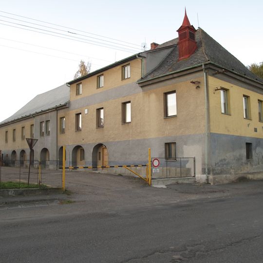 Zámek Starý Smolivec