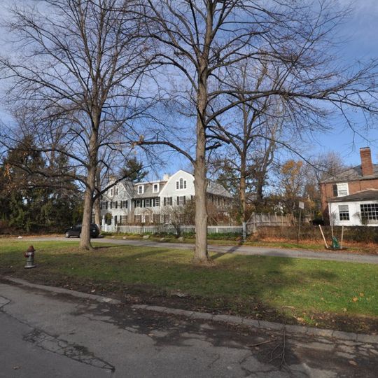 Gray Gardens East and West Historic District