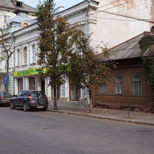 Дом с магазином