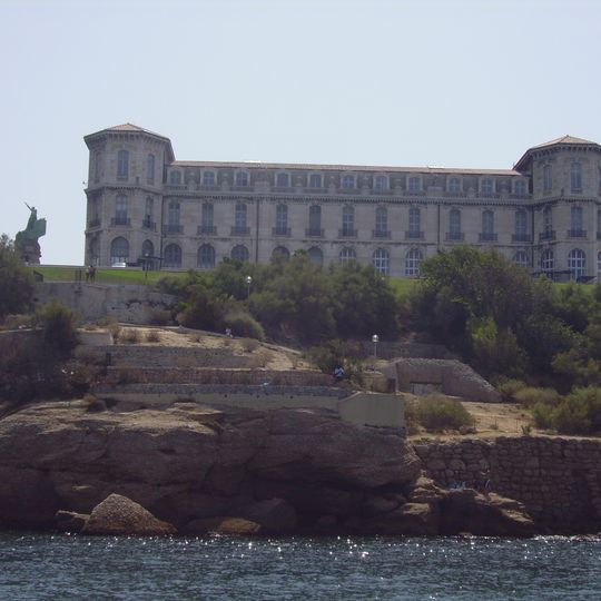 Monument aux héros et victimes de la mer